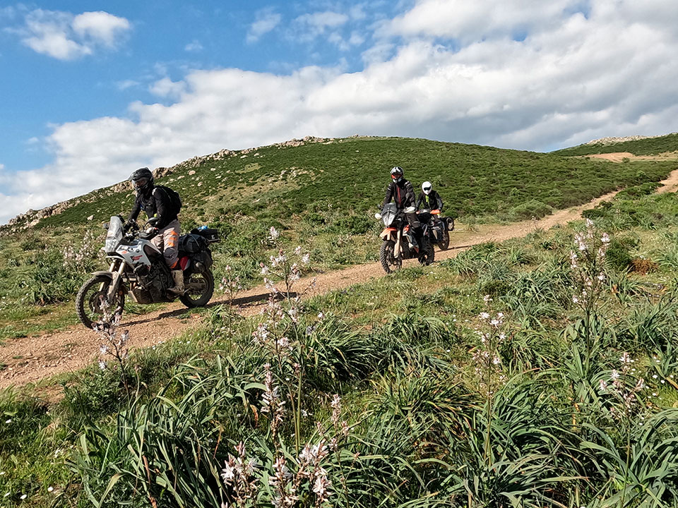 GORANDO - Récit de voyage à moto - Italie (Sardaigne)