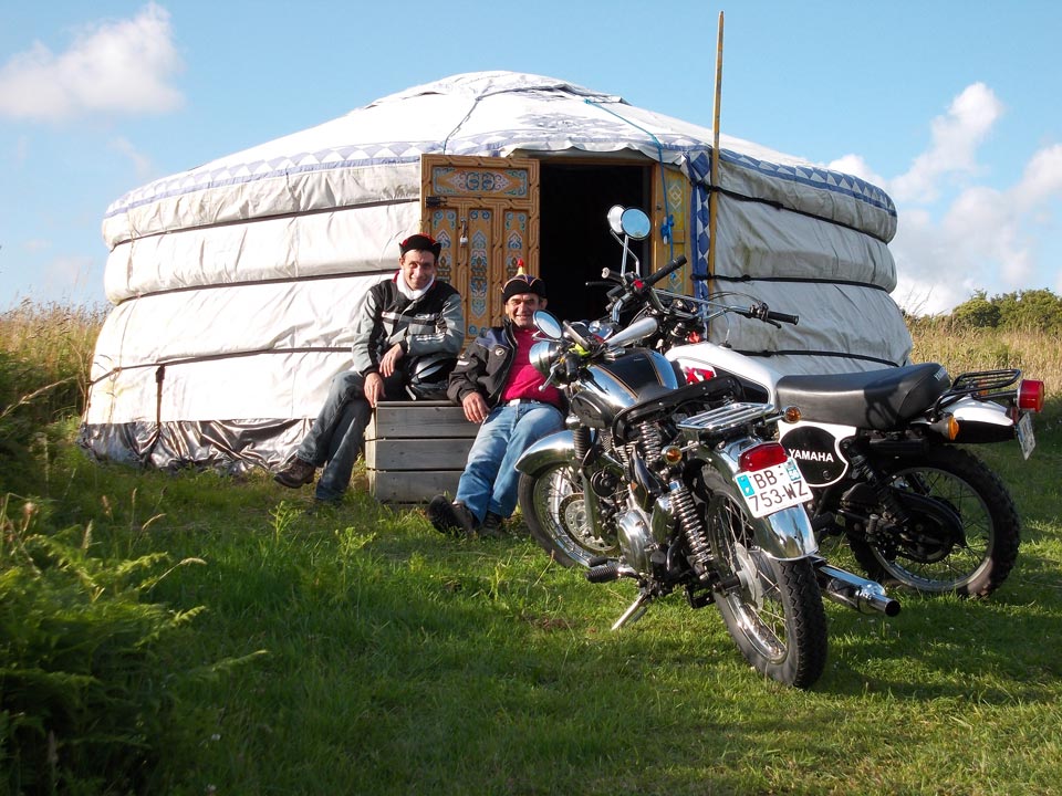 GORANDO - Récit de voyage à moto - Morbihan