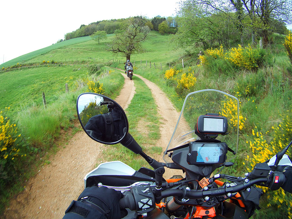 GORANDO - Récit de voyage à moto - France