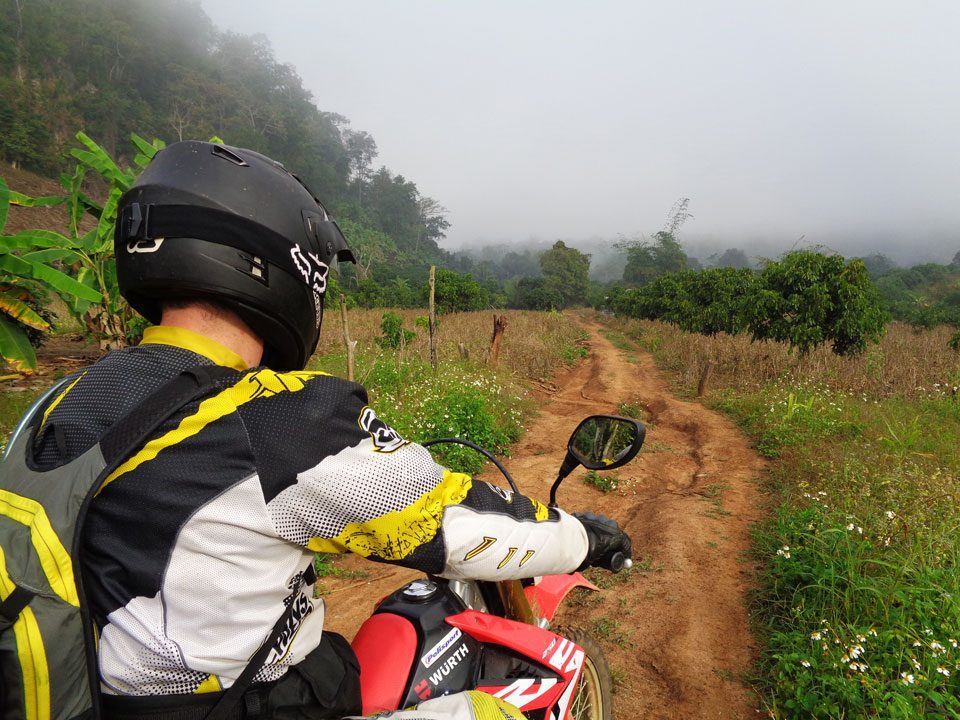 GORANDO - Récit de voyage à moto - Thaïlande