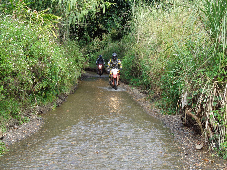 GORANDO - Récit de voyage à moto - Thaïlande